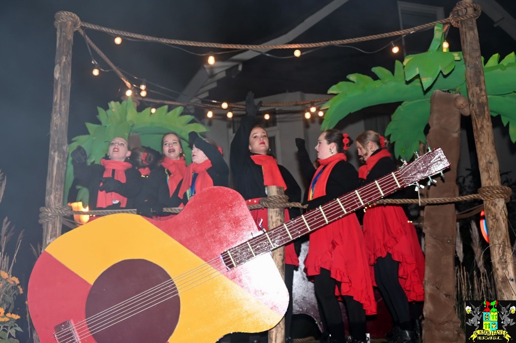 ../Images/Verlichte optocht Noordwijk 2026 054.jpg